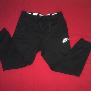 Nike black Men’s Sweatpants Joggers
